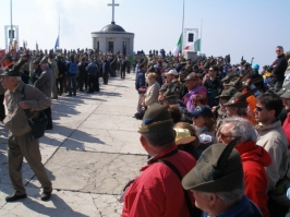 Cerimonia a Cima Grappa