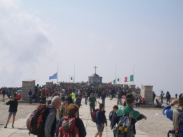 Cerimonia a Cima Grappa