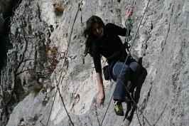 Foto di arrampicata in falesia 