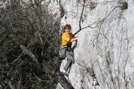 Foto di arrampicata in falesia 