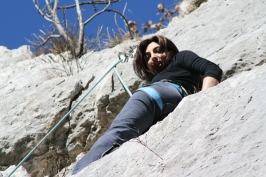 Foto di arrampicata in falesia 