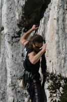 Foto di arrampicata in falesia 