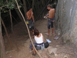 Foto di arrampicata in falesia 