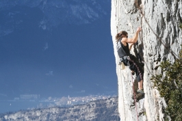 Foto di arrampicata in falesia 