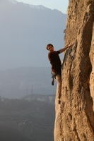 Foto di arrampicata in falesia 