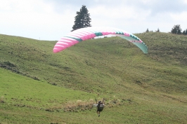 Foto campetto prova di parapendio