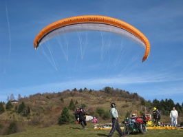 Foto Varie volo libero sul Grappa