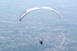 Foto Varie volo libero sul Grappa