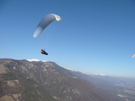 Foto Varie volo libero sul Grappa